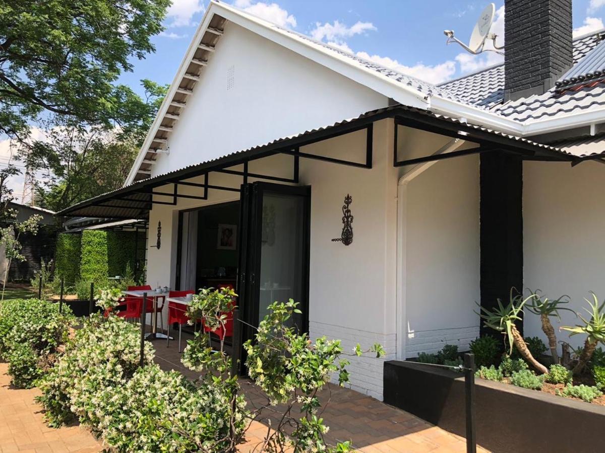 Ena Guesthouse Johannesburg Dış mekan fotoğraf